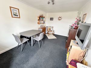 Dining room- click for photo gallery